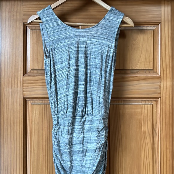 Women’s Dress - Picture 5 of 5